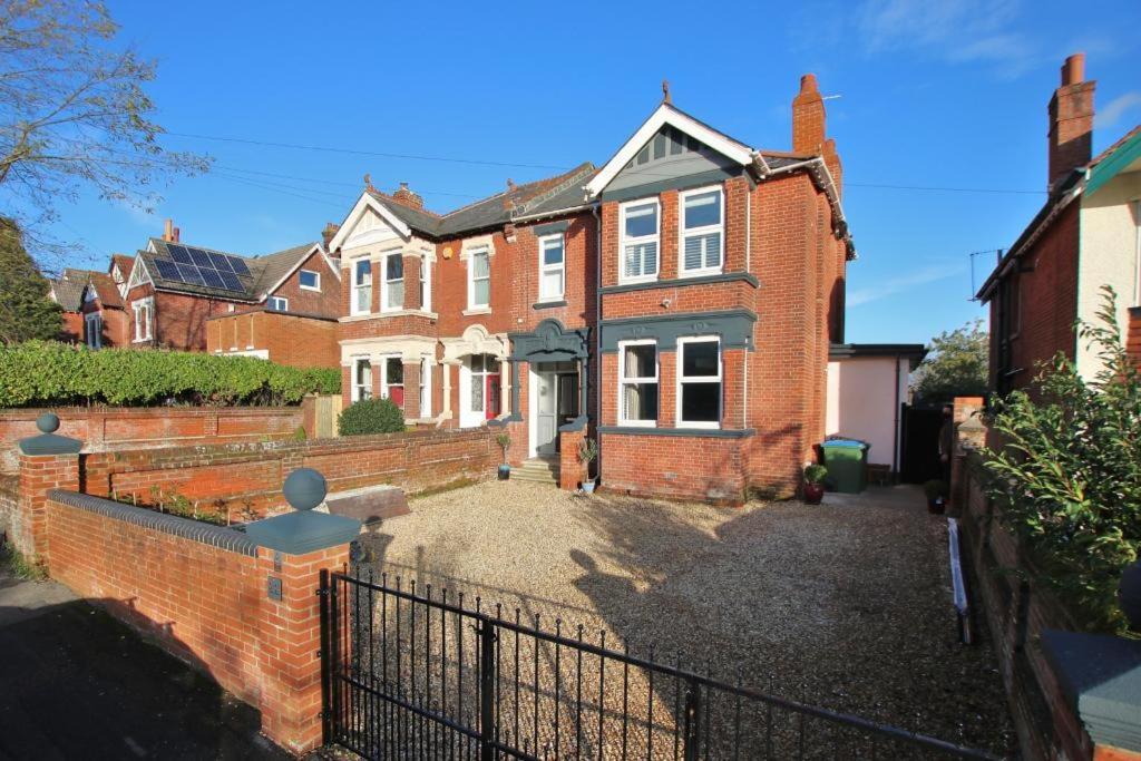 Willa The House - Southampton Zewnętrze zdjęcie